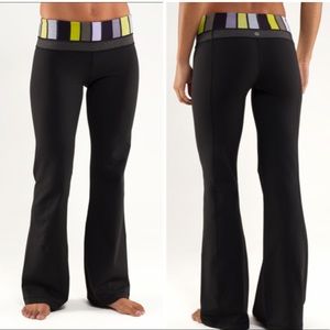 Lululemon Reversible Groove Yoga Pant Size 4